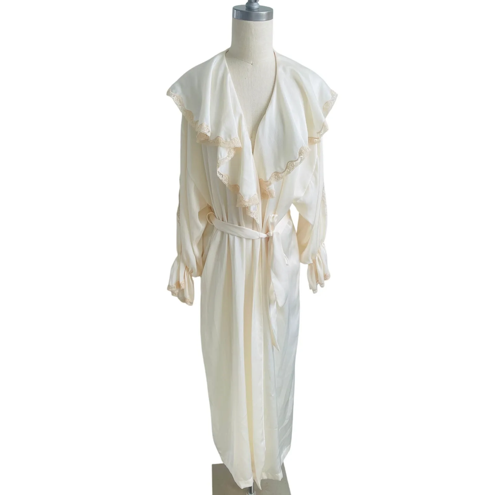 Vintage Etienne Cream Lace Trim Robe Women’s Small Elegant Satin Peignoir Yellow - Image 2