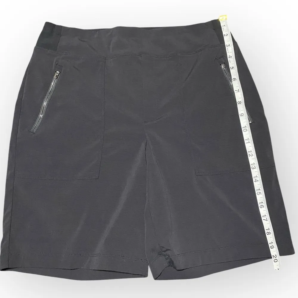 Athleta Women Trekkie Bermuda Shorts Black Hiking Outdoor With Zipper Pockets - Image 4