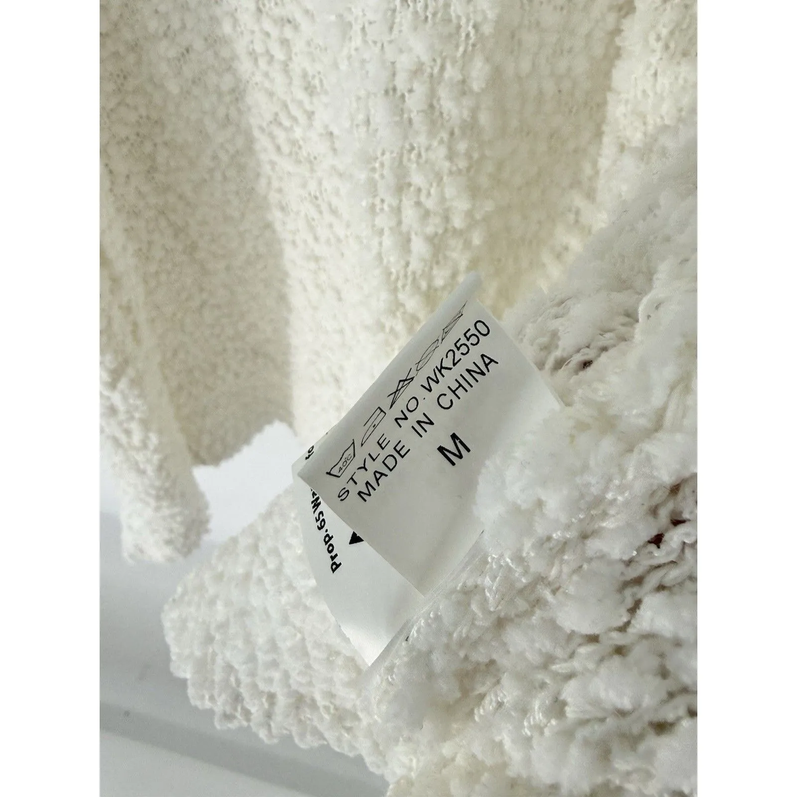 Wanna B Long Sleeve Popcorn Sweater Cardigan with Pockets Medium Fluffy Cozy - Image 5