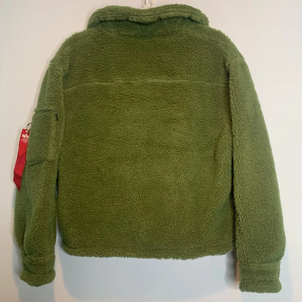 Alpha Industries Cropped Sherpa Utility Jacket Sage Bomber - Image 4