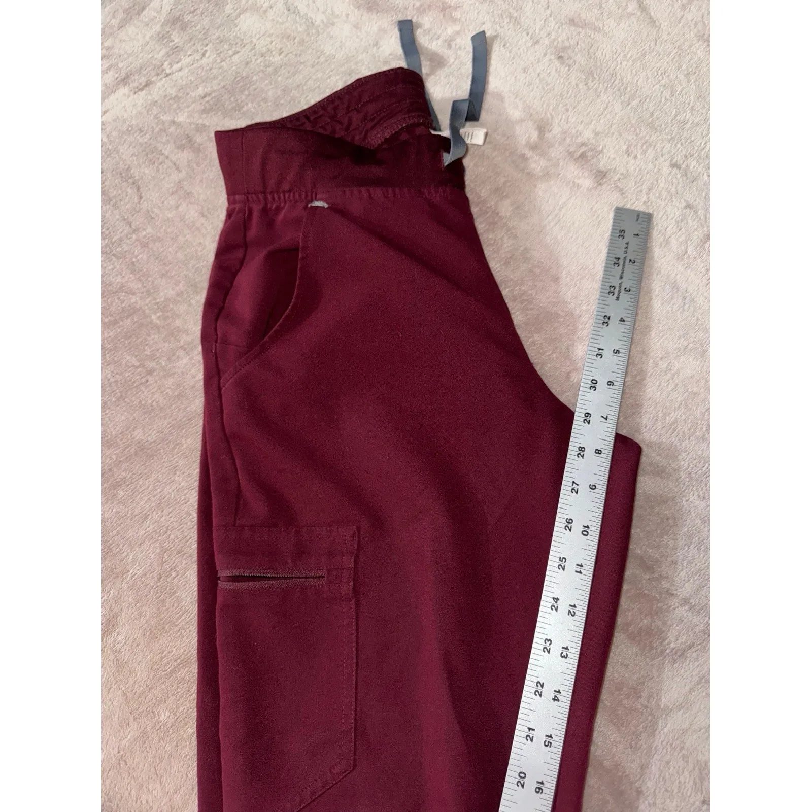 FIGS  Zamora Jogger Scrub Pants Graphite Red Size Small‎ - Image 9