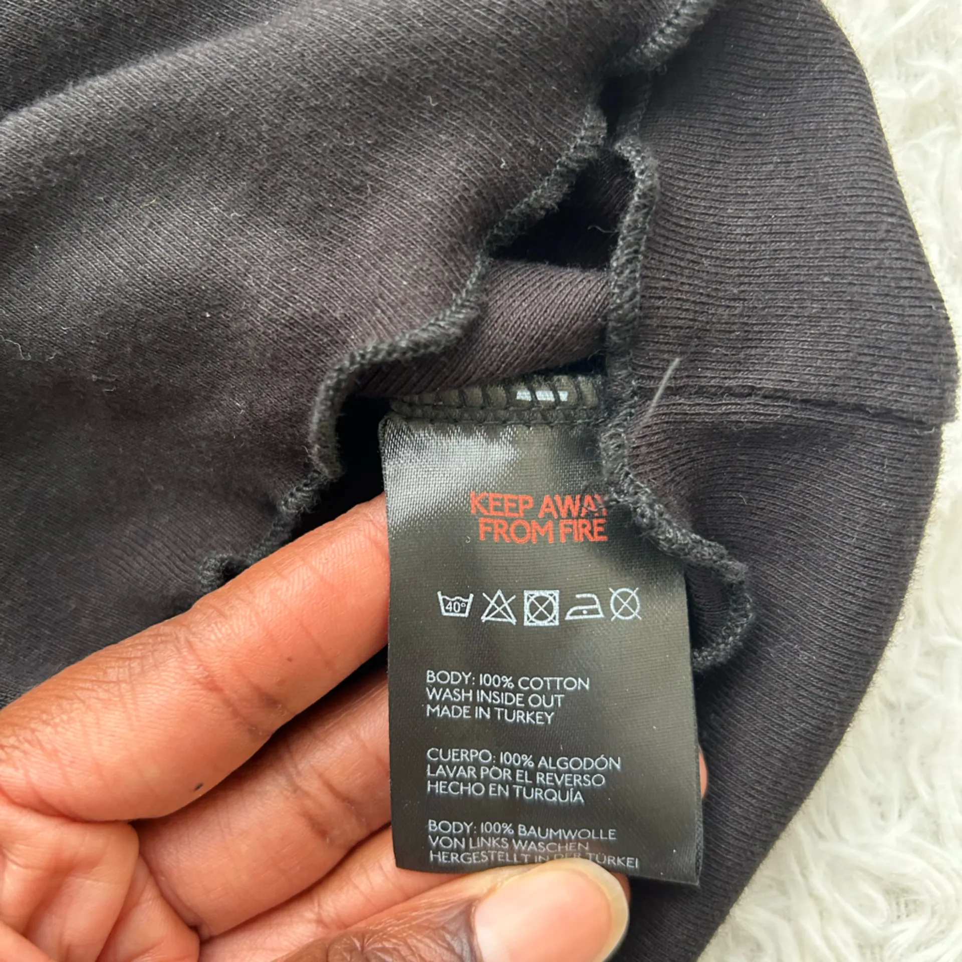 Urban Outfitters Black Lettuce Edge Y2K Rhinestone Heart Crop Top Size Large - Image 8