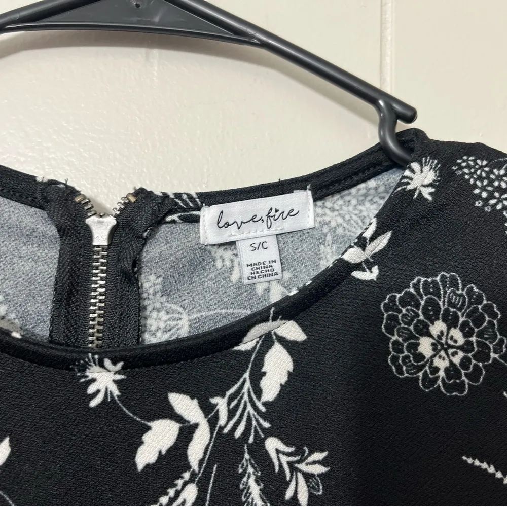 Love Fire Black Dress Size S - Image 3