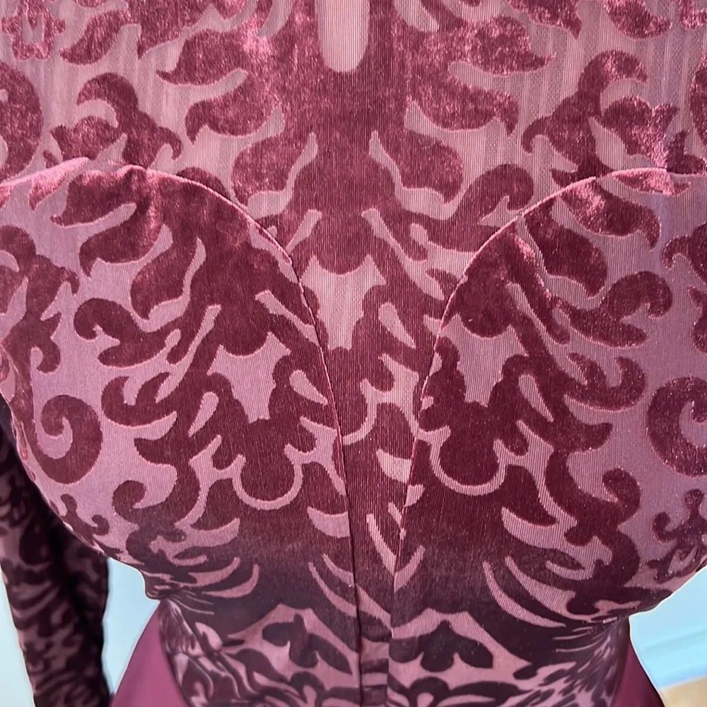 Charlotte Russe long sleeve velvet detail jumpsuit romper, Small - Image 2