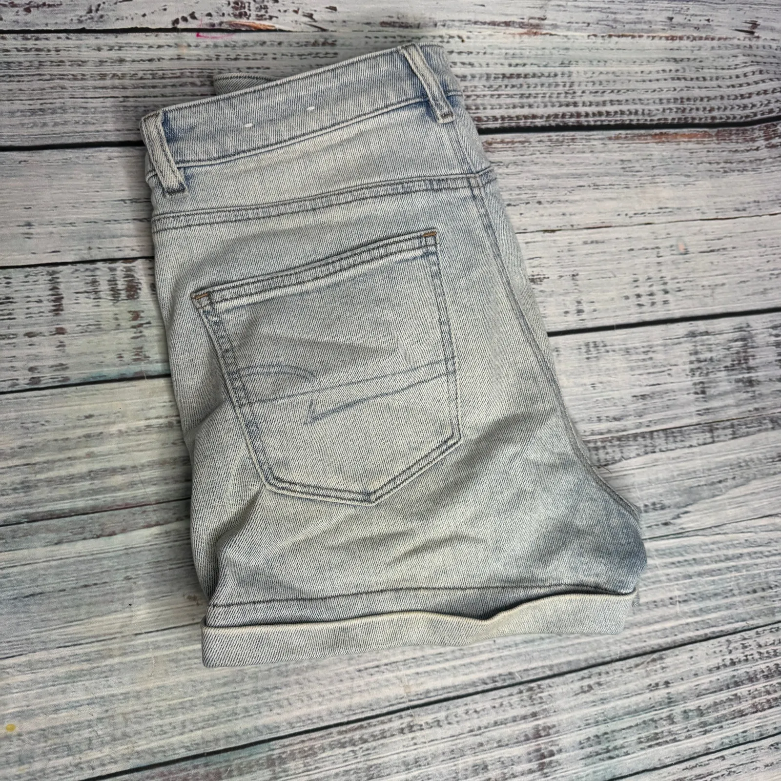 American Eagle AE Stretch Mom Shorts Distressed - Size 6 - Image 4