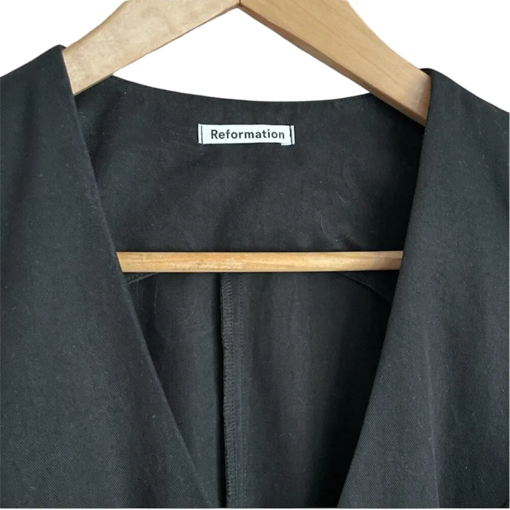 Reformation Vest in Black - Image 3