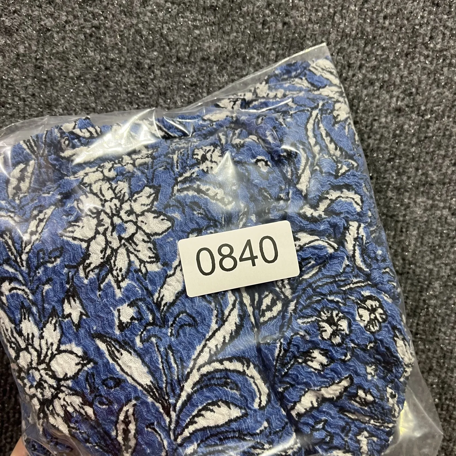 Loft Top Womens XL Blue Floral Stretch Square Neck Puff Sleeve Smocked Front - Image 8