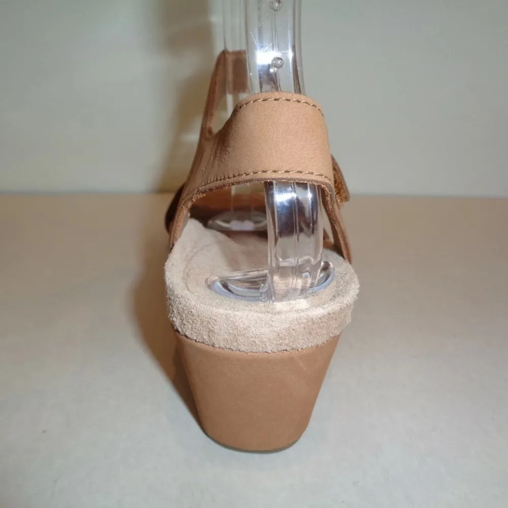 NWOB UGG Australia VEVA Chestnut Leather Wedge Heel Sandals Womens Shoes Size 8 - Image 5