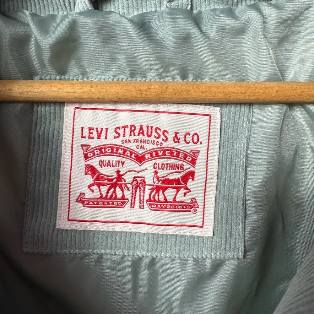 Levi’s Zoe‎ Corduroy Puffer Jacket in Mint Size Extra Large - Image 7