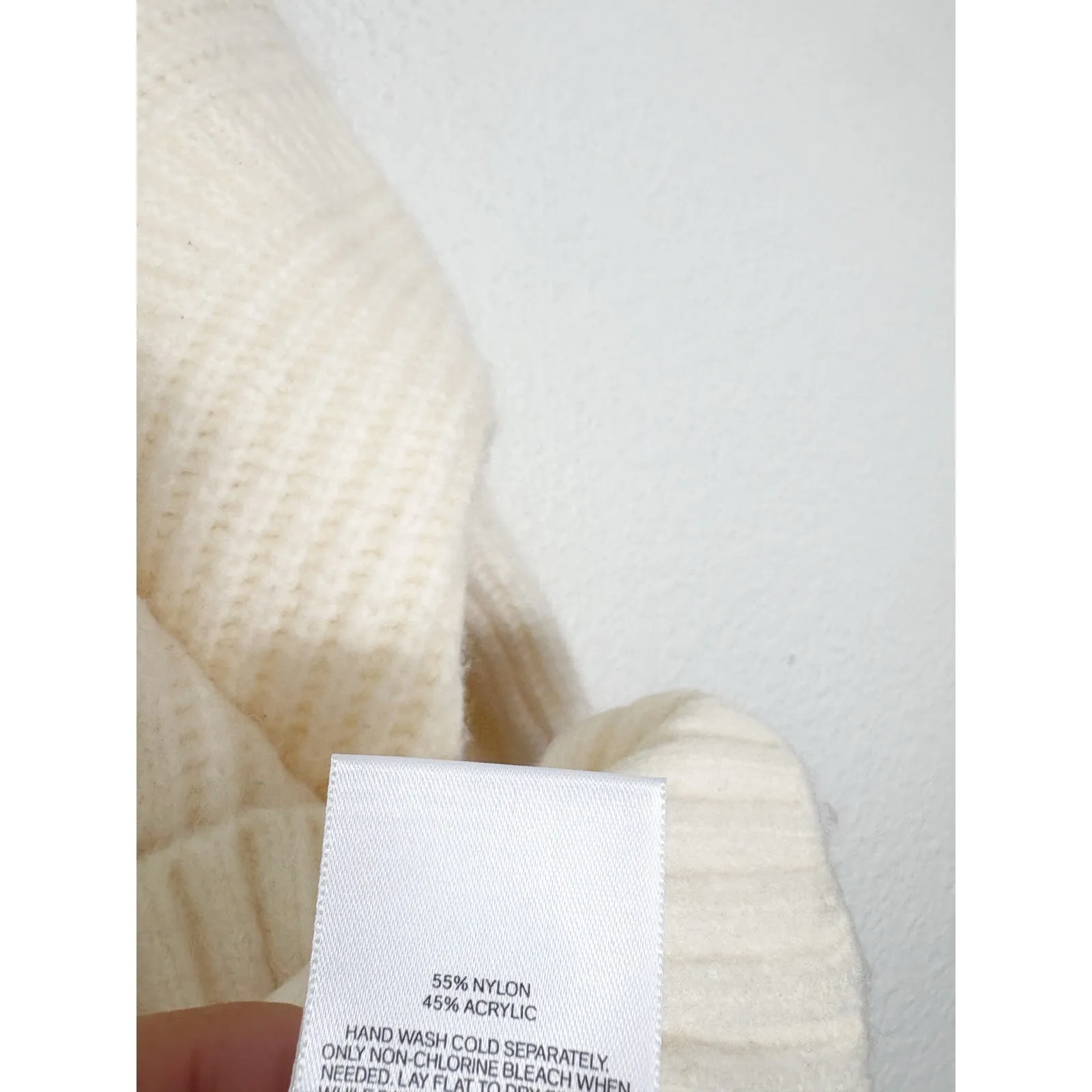 NWT Express Cream Cable Knit Turtleneck Sweater Size XS Oversized Fisherman Chic - Image 7