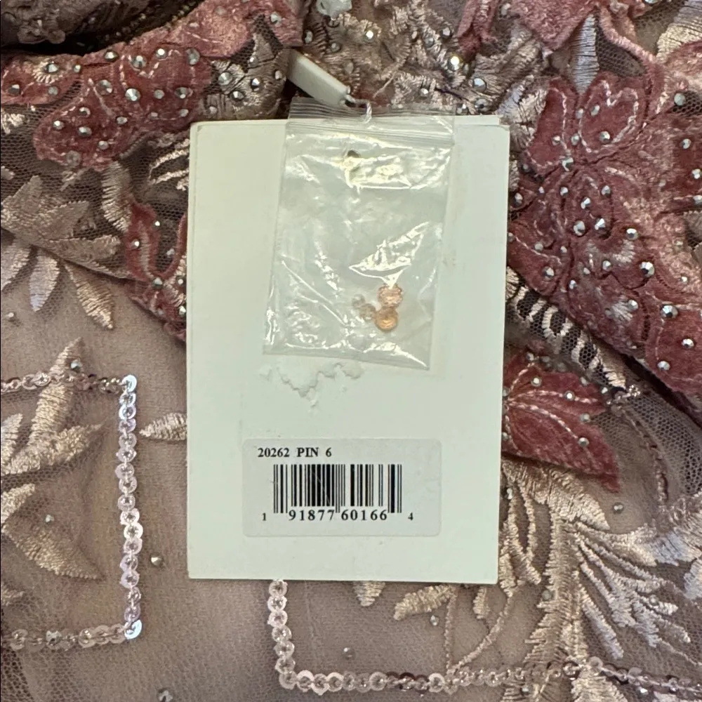 Mac Duggal 20262 Pink Embroidered Flounce Sleeve A Line Gown Size 6 NWT - Image 12