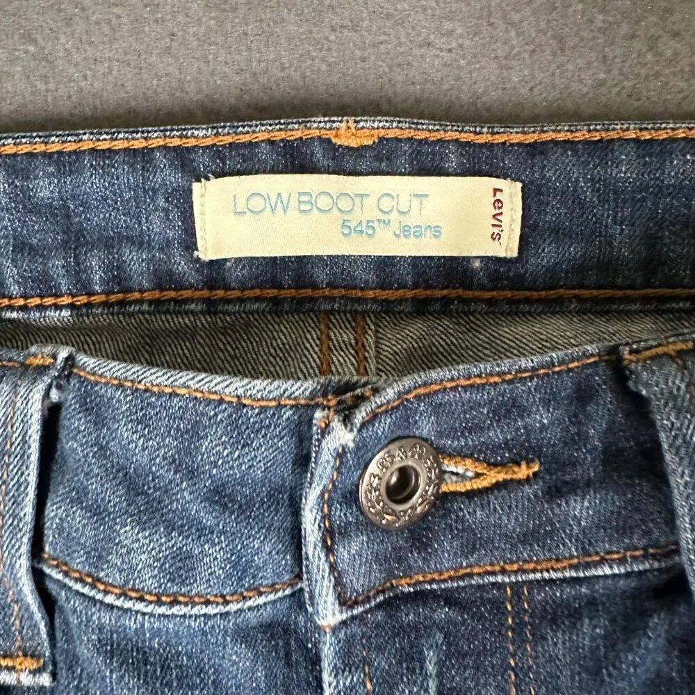 Levis Womens 8 M 545 Low Rise Boot cut Jeans Medium Wash Blue Jeans Flap Pockets - Image 6
