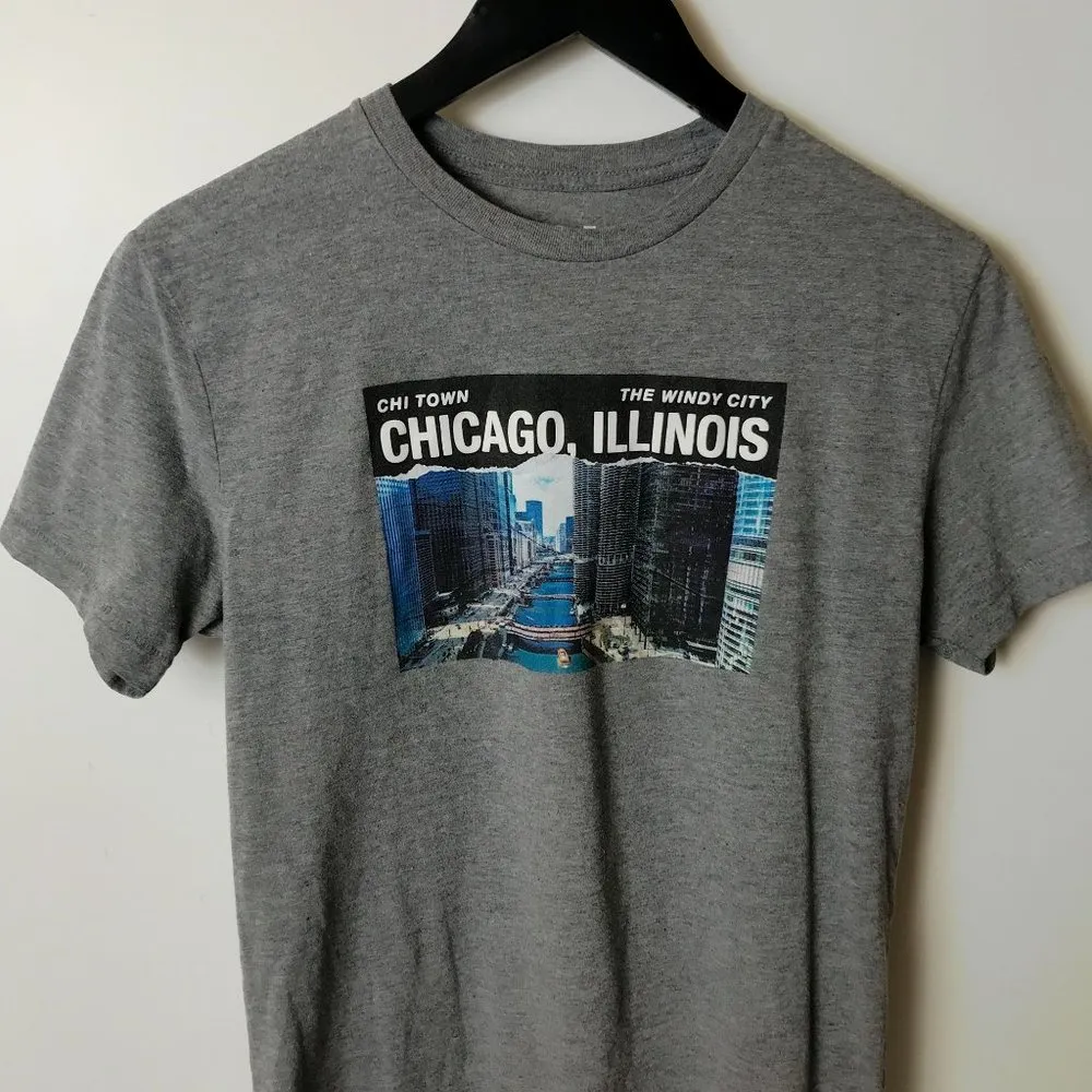 Free State Chi Town Chicago Illinois The Windy City T Shirt Graphic Tee S - Image 7