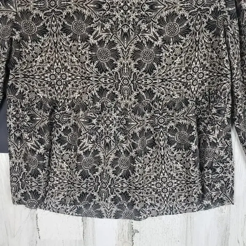 NWT Olivaceous Cream Black Floral Print Long Sleeve Peplum Top Womens Size Small - Image 10