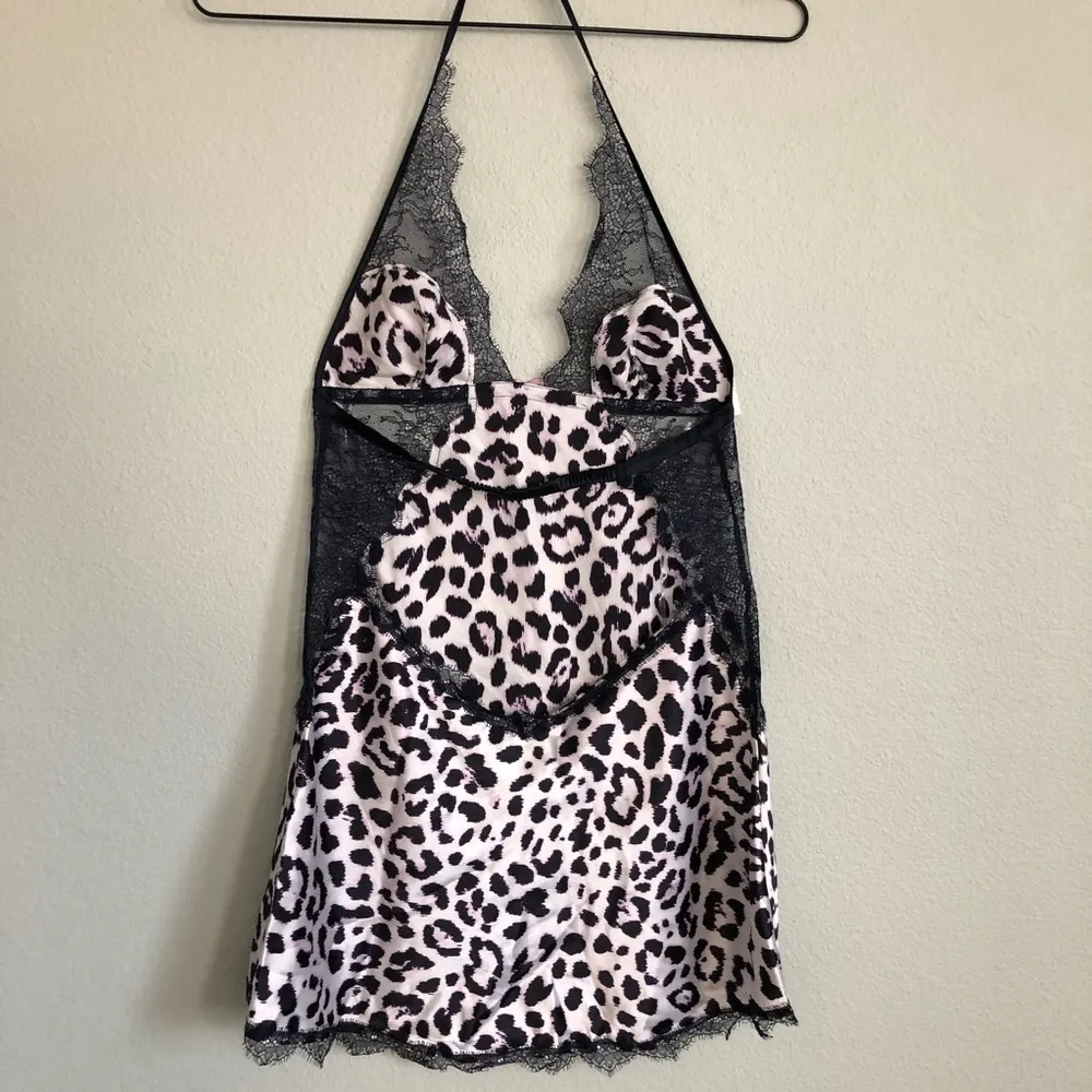 Victoria’s Secret Whitish/Silver Eggplant/Light Pink Lace Leopard Print Slip - Image 7