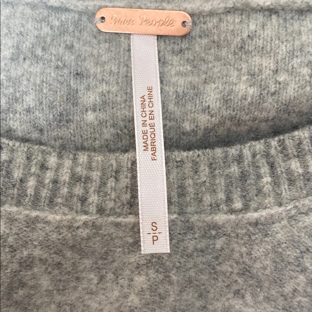 Free People Luna gray sweater - Image 5