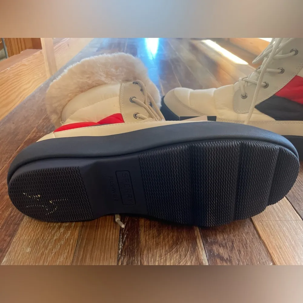 NWT Sperry Techwave Faux Fur Collar Boots - Image 9