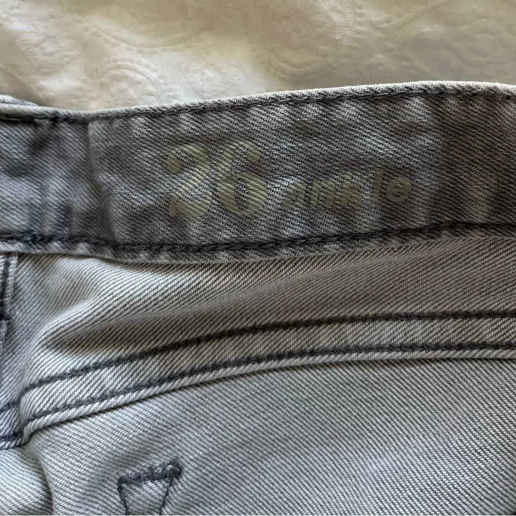 Women’s J Crew gray toothpick ankle size 26 jeans - Image 8
