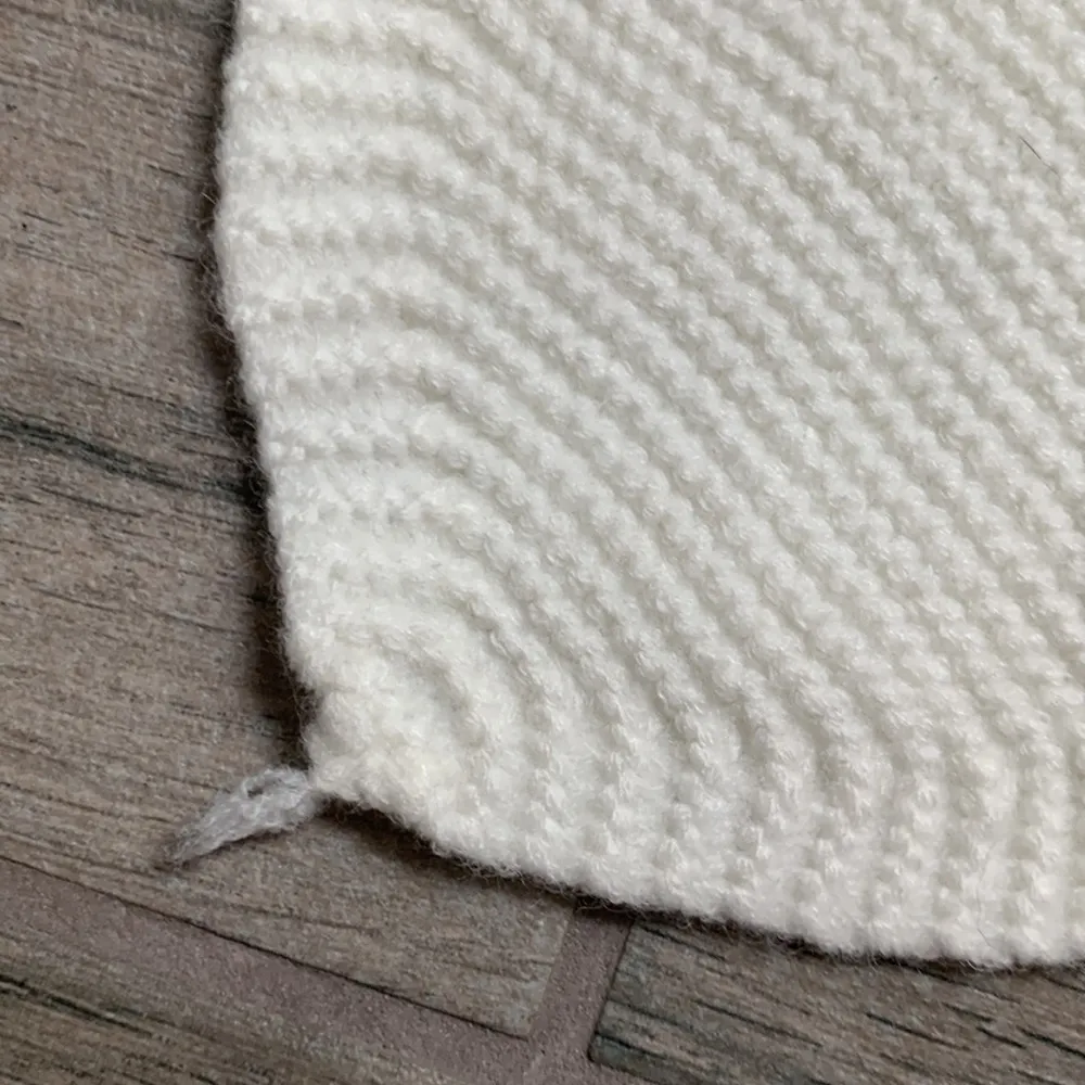 Rumours Rumors knit white crop top - Image 5