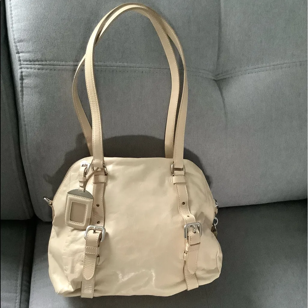 EXCEPTIONALLY NICE PRADA purse🌹🌹🌹 - Image 6