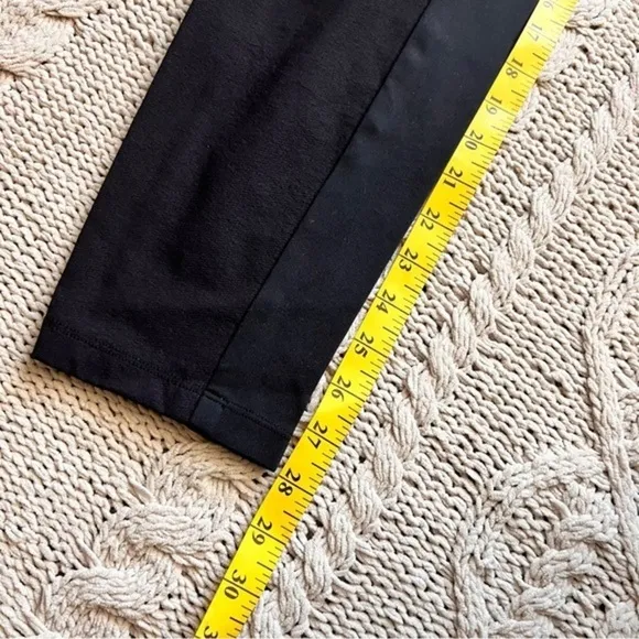 ATHLETA Black Headlands Hybrid Hiking Lifestyle Travel Pant Size 2‎ - Image 11