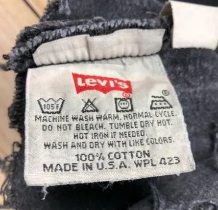 Levi’s 501 Black Shorts Size 25 - Image 6