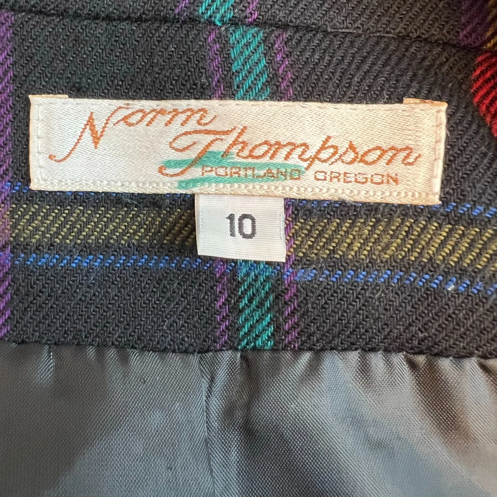 Norm Thompson Vintage Portland Oregon Rainbow Plaid Wool Blazer Women's Size 10 Black - Image 3