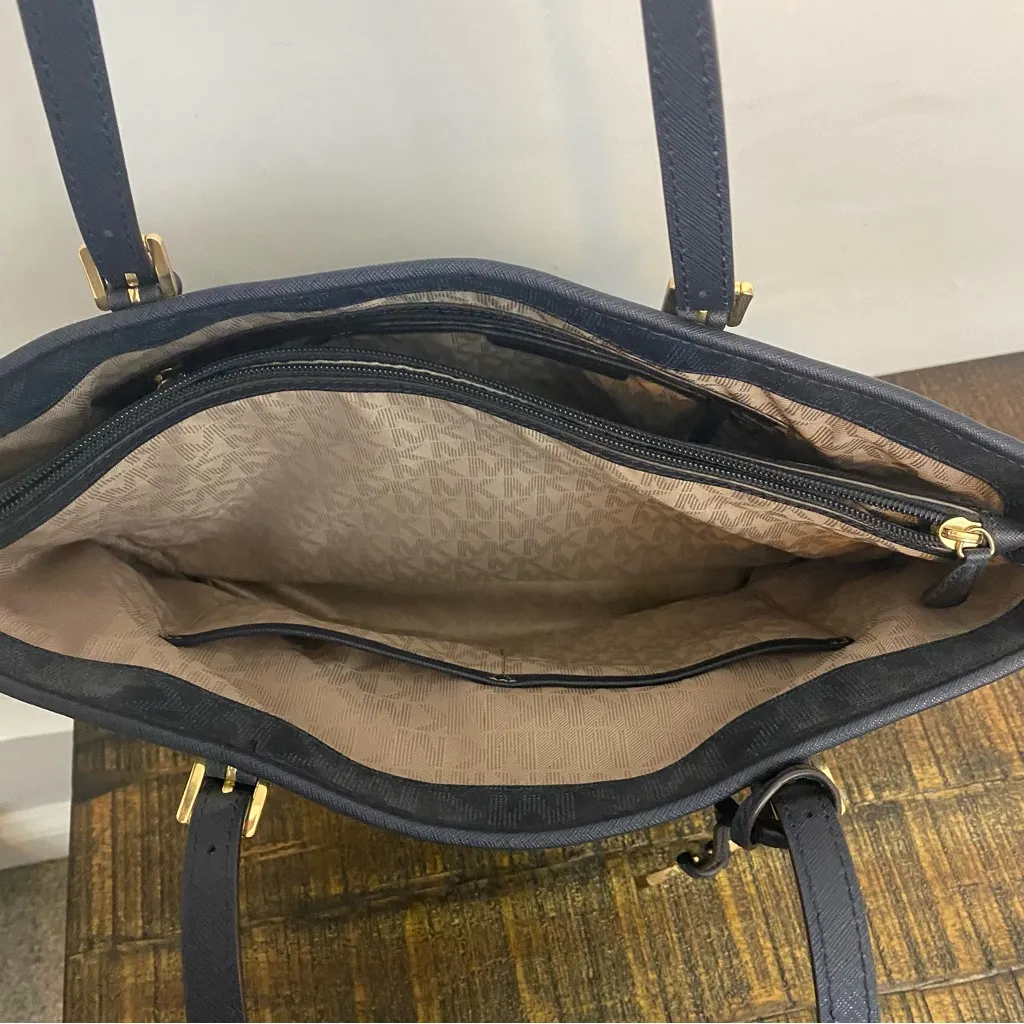 Michael Kors Jet Set Large Snap Pocket Tote Blue handbag purse bag monogram - Image 3