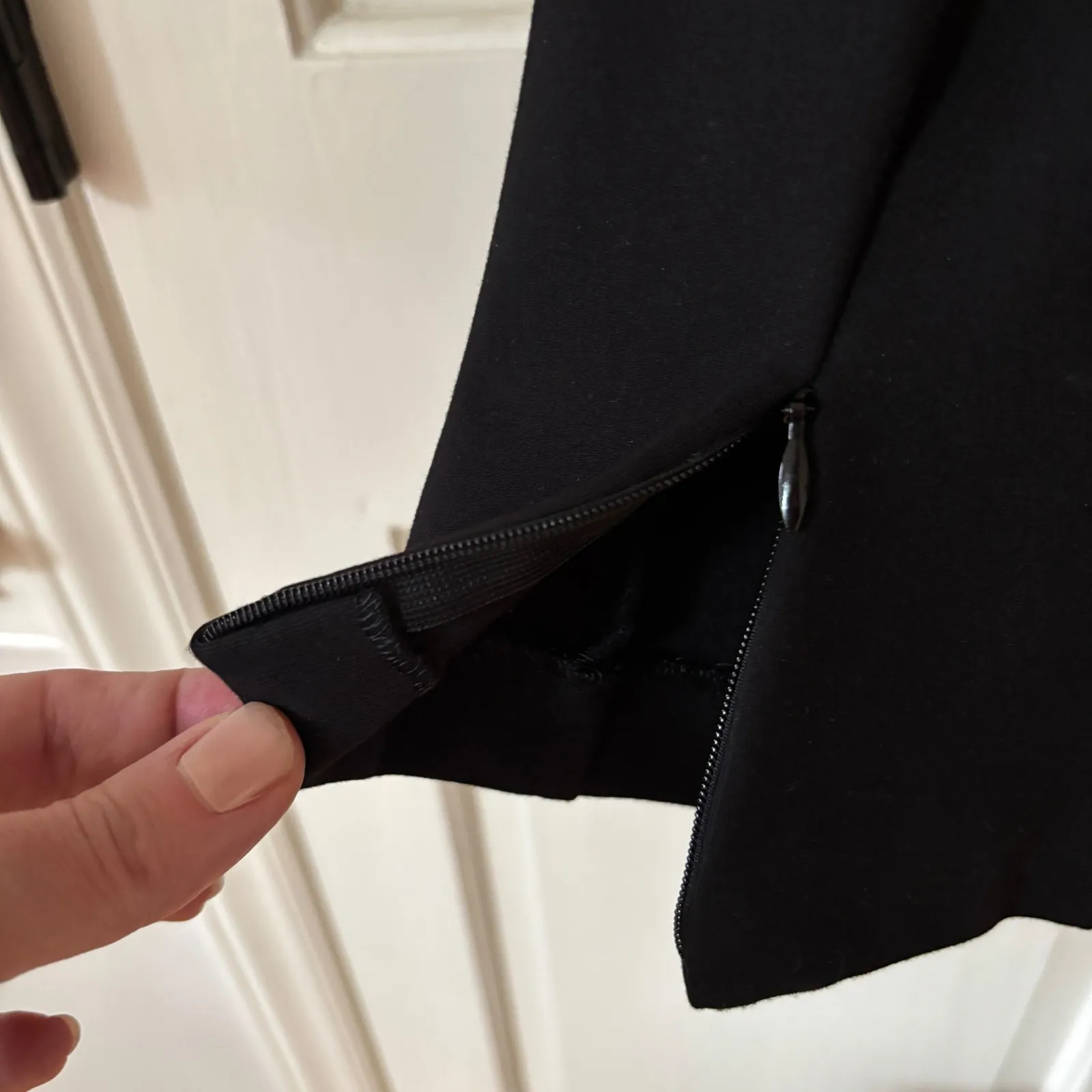 Hugo Boss Tashani Zip Hem Ankle Pants Black Size Medium Pull On Ponte Stretch - Image 11