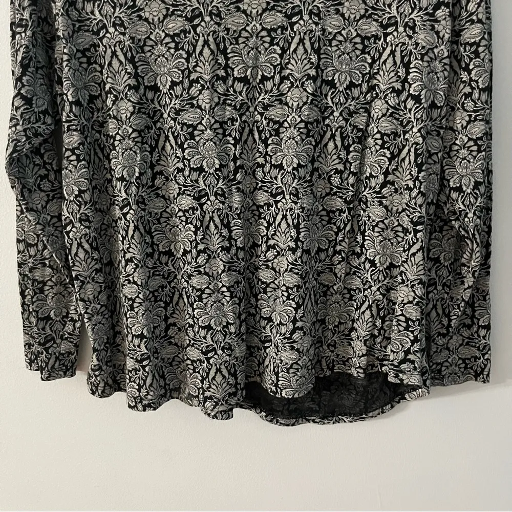 Lucky Brand Black and White knit top - Image 3