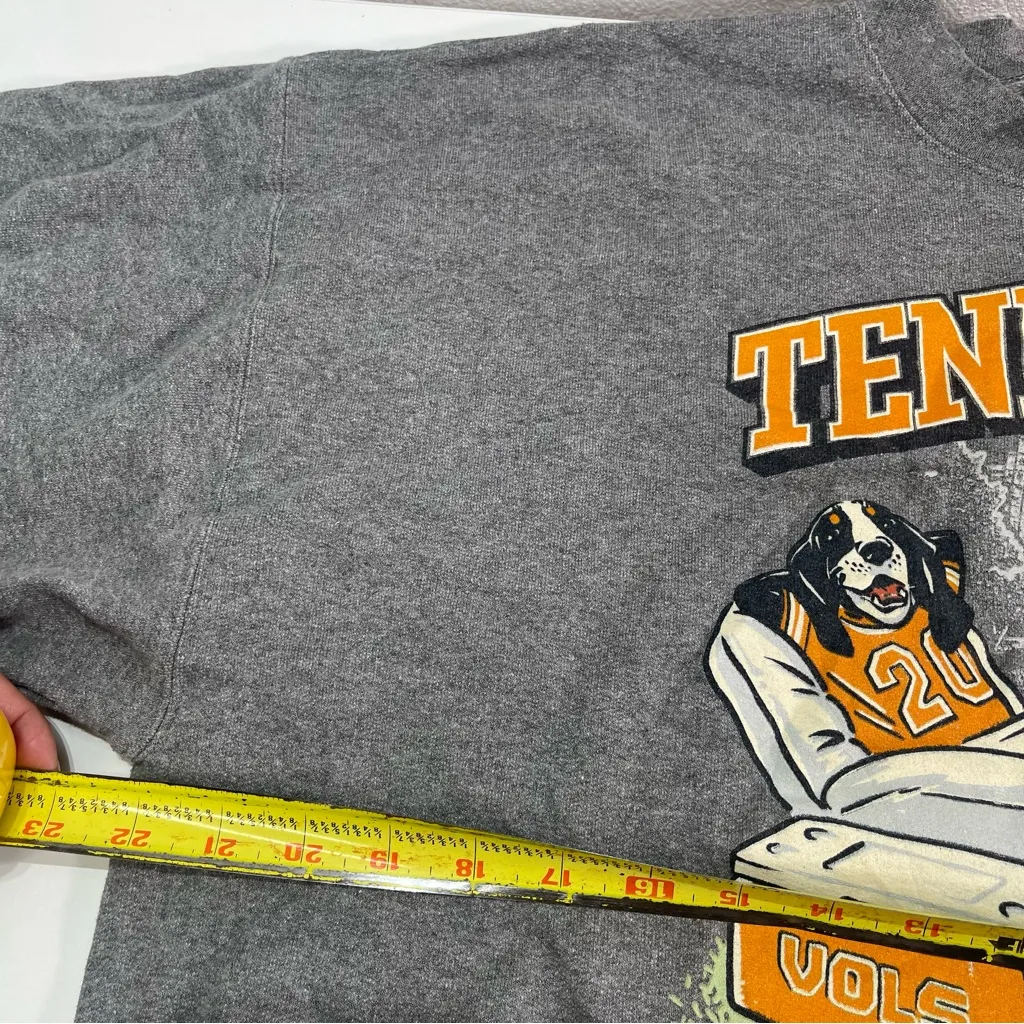 Tennessee College Pi Beta Phi  Delta Theta Homecoming Football Graphic L Sweater - Image 4