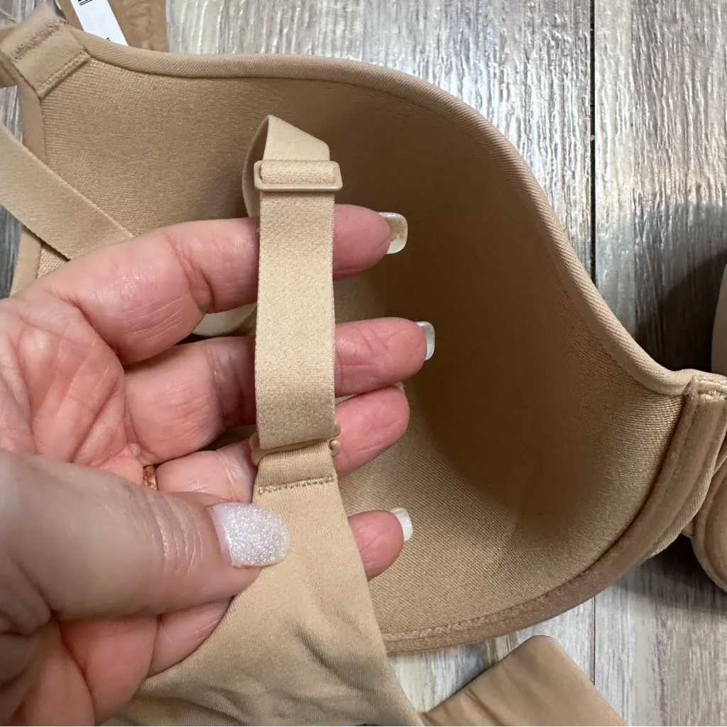 SKIMS Fits Everybody Push-Up Bra Size 34DD - Image 7