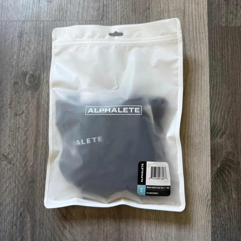 Alphalete Amplify Contour Short 5” Black High Rise Gym Workout - Image 4