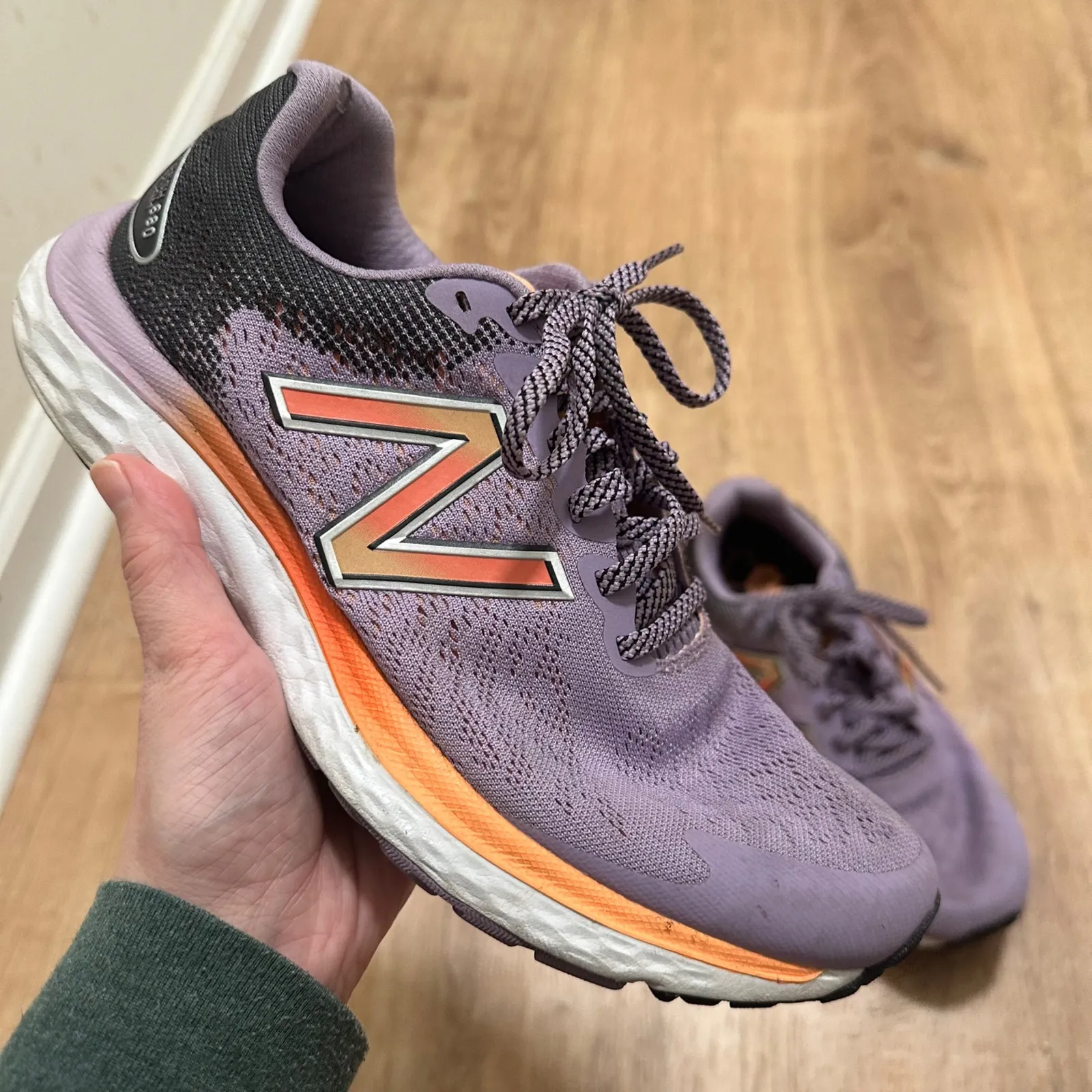 NEW BALANCE | Women's Fresh Foam 680v7 Raw Amethyst Running Athletic Shoes, 8.5 - Image 2