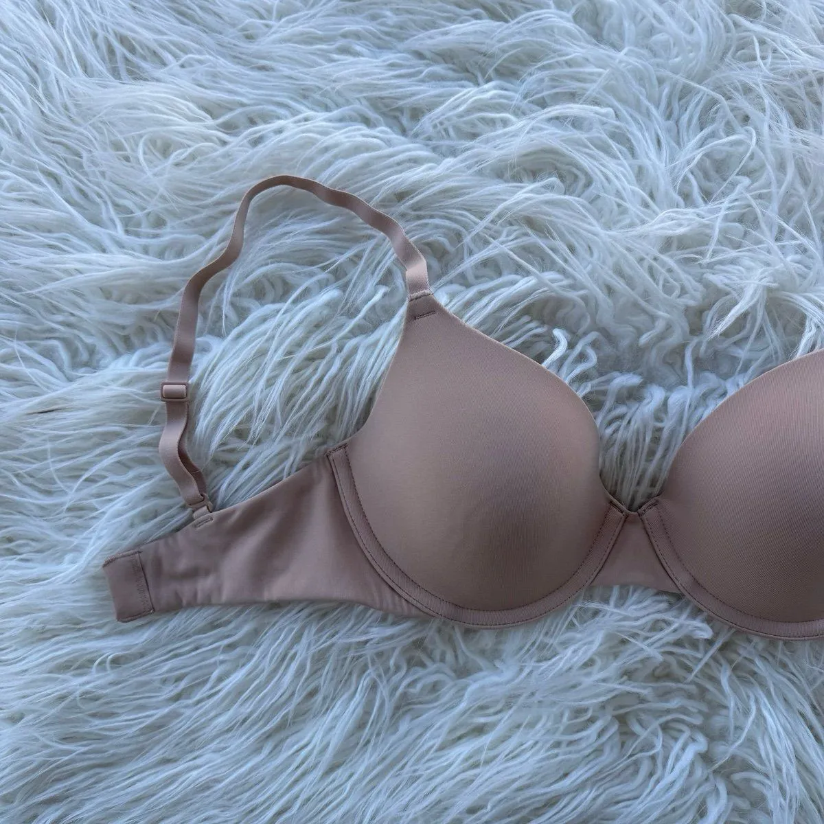 Skims Fits Everybody T-shirt Demi Bra Clay Size 30D - Image 2