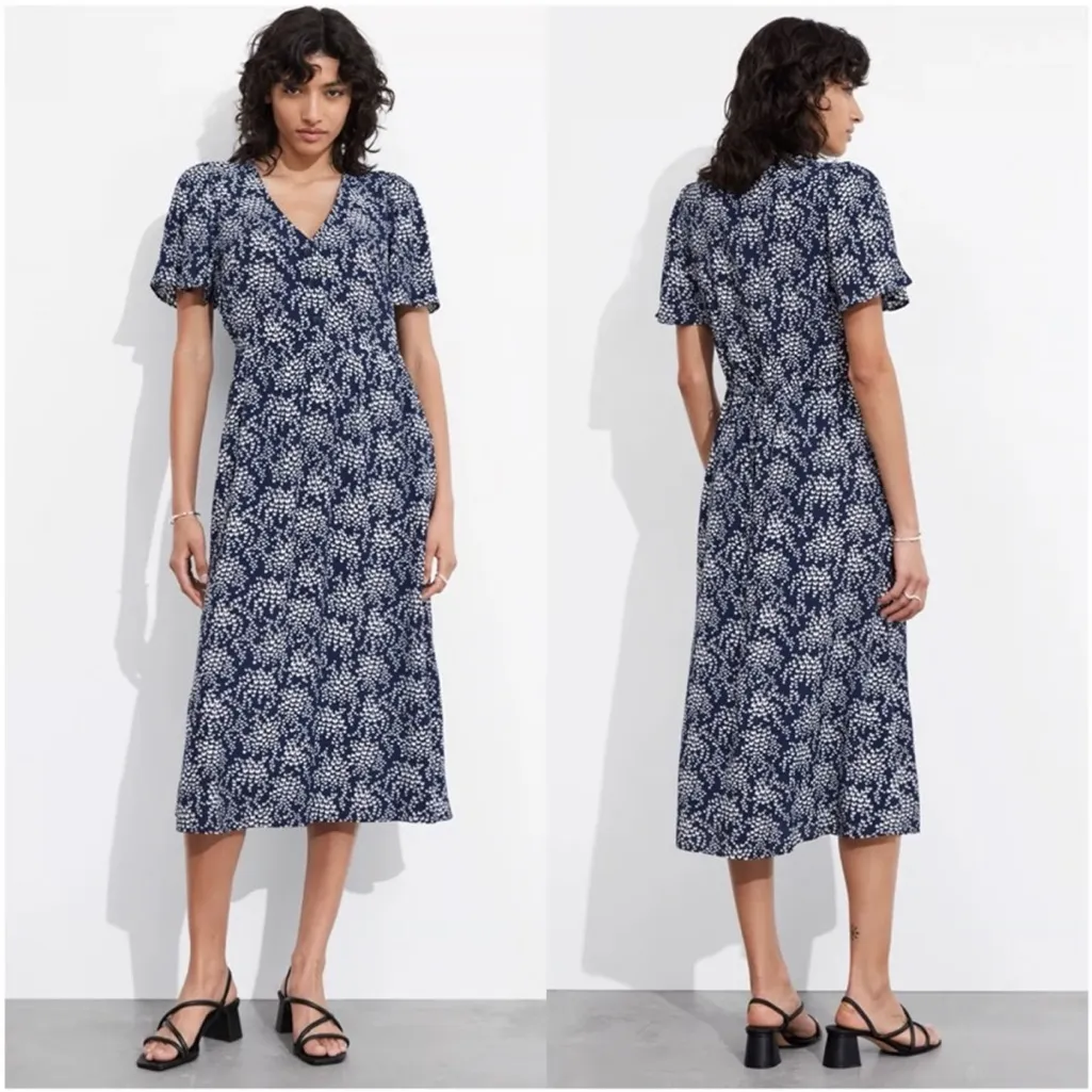 & Other Stories Flutter Sleeve V-Neck Button Front Navy Floral Print Midi Dress - Image 2