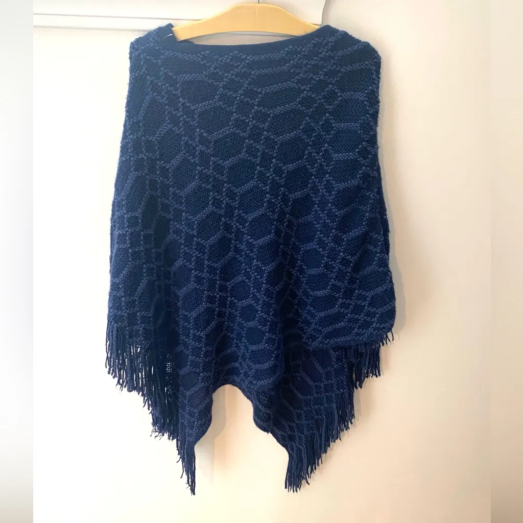 Crochet Knit Poncho Fringe Blue Women’s OS Grandma Cottagecore Coastal Cowgirl - Image 3