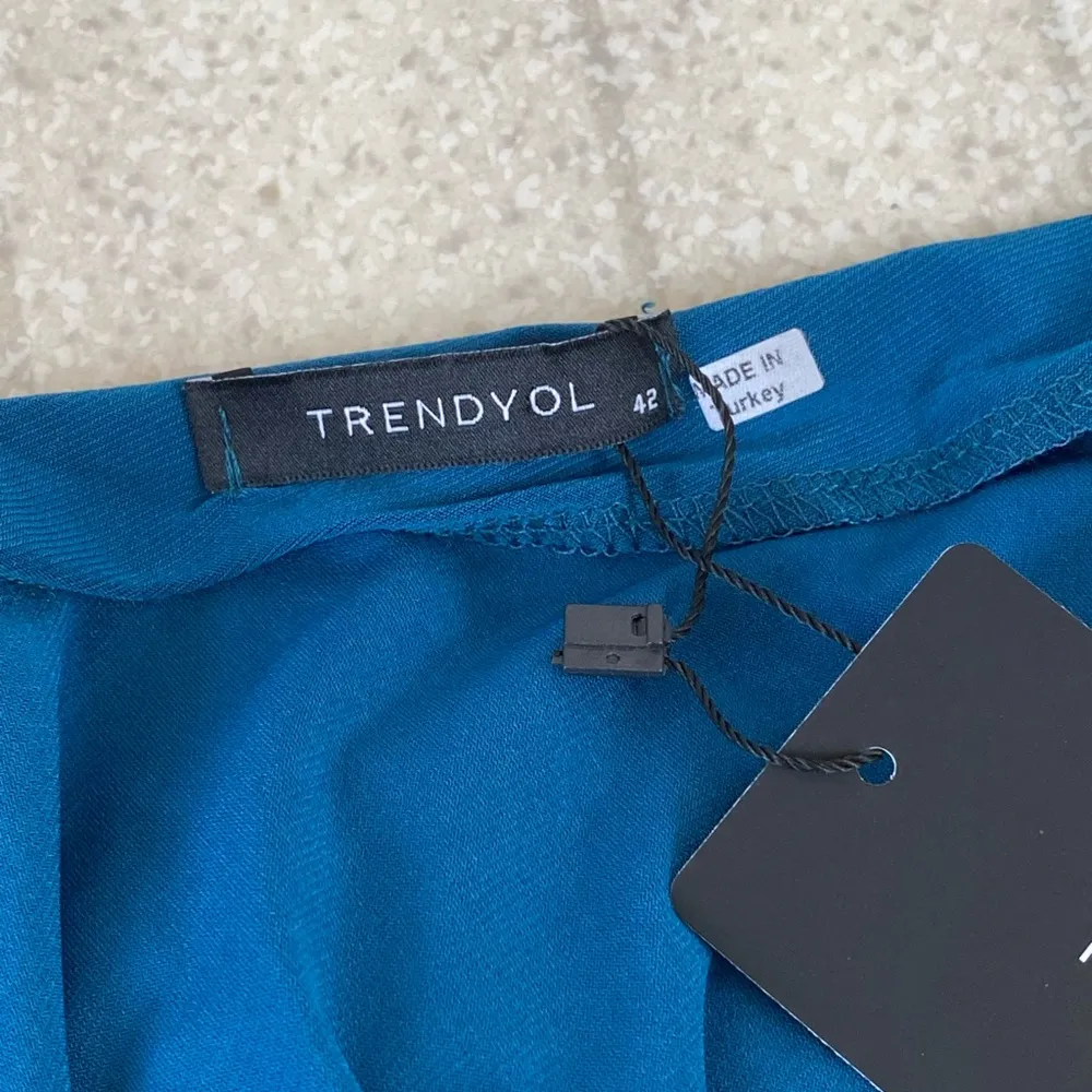 Trendyol dress by  one shoulder - Image 6