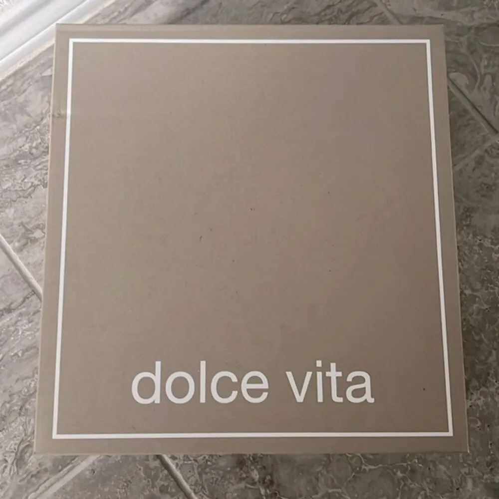 NEW Dolce Vita Hoven Stud H2O Waterproof Chelsea Boots, Ivory Leather Size 9.5 Tan - Image 10