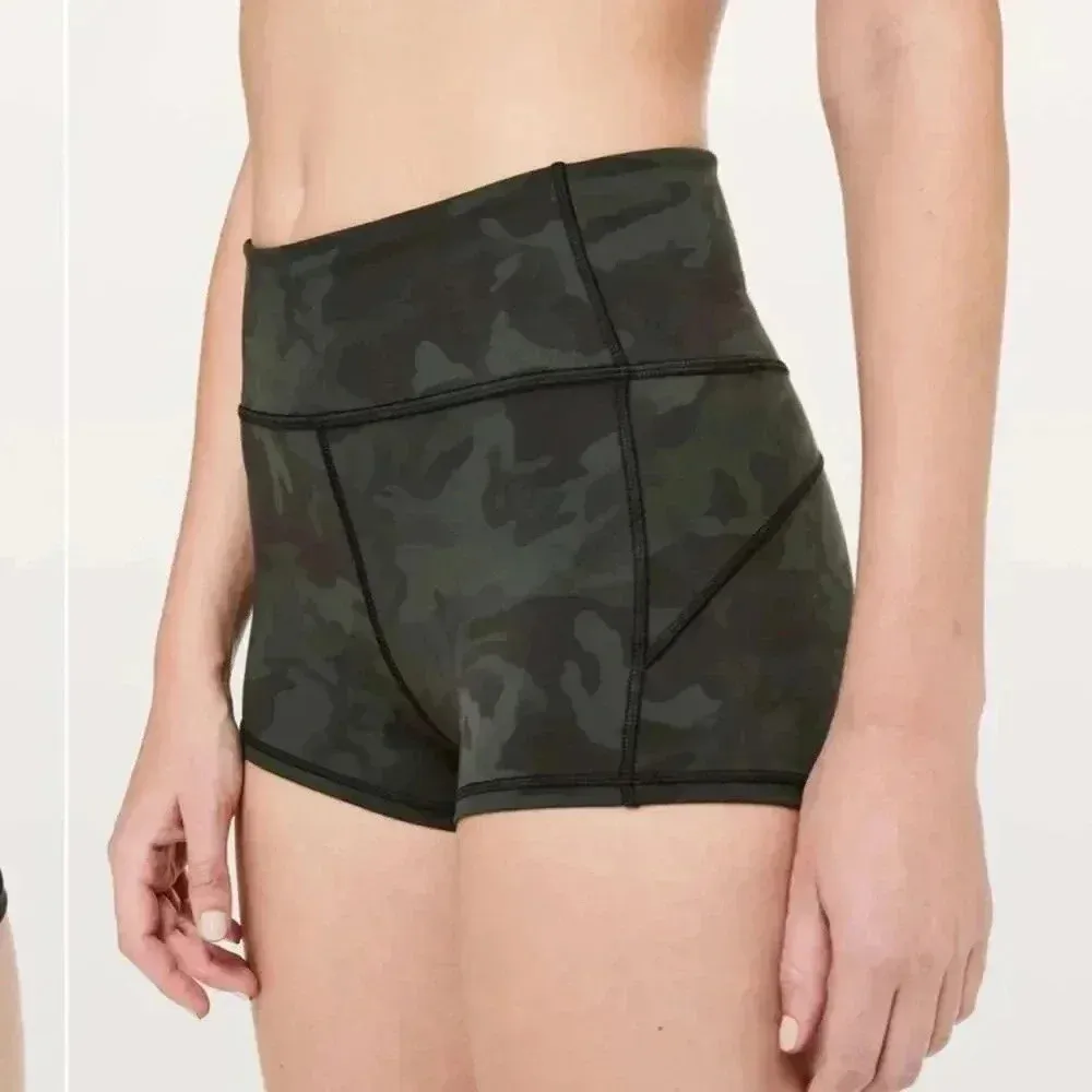 Lululemon In Movement Short Everlux 2.5" Incognito Camo Multi Gator Green 10 - Image 4