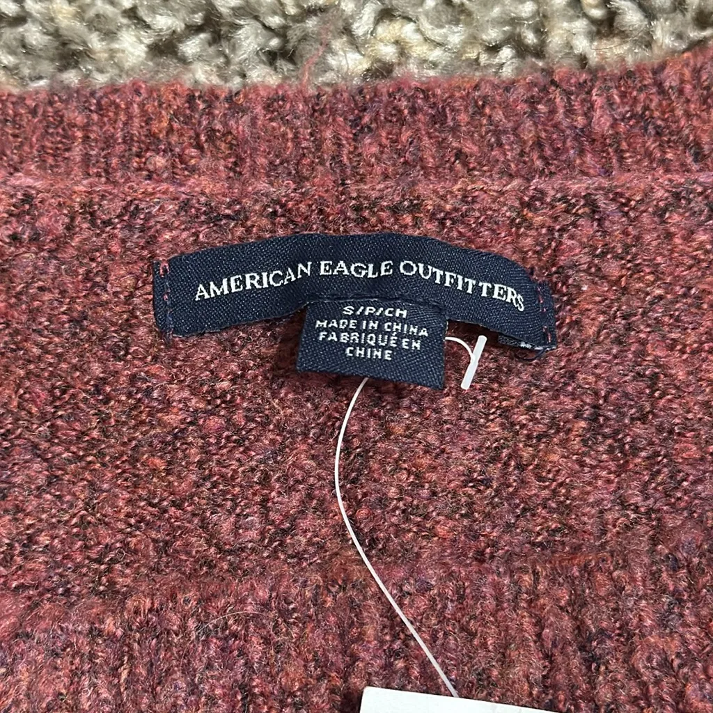 American Eagle Outfitters Sweater - Image 8