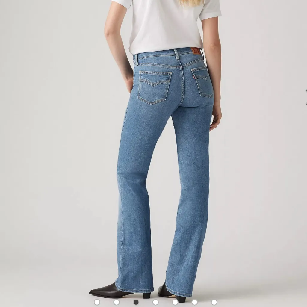 Levi’s 715 Bootcut Jeans Like New Size 28 - Image 2