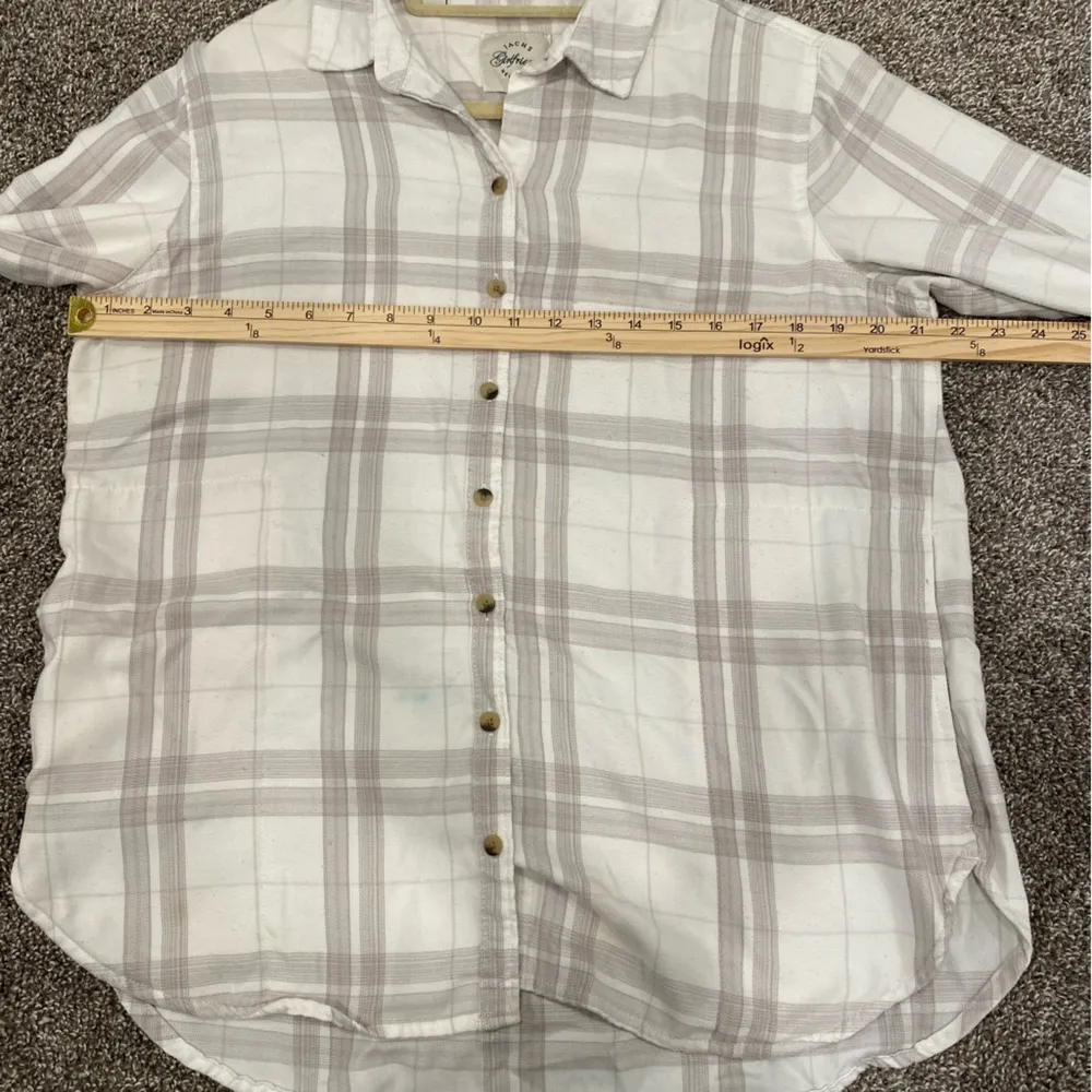 Jachs Girlfriend Greige Grey and White Flannel Super Soft Shacket - Image 7