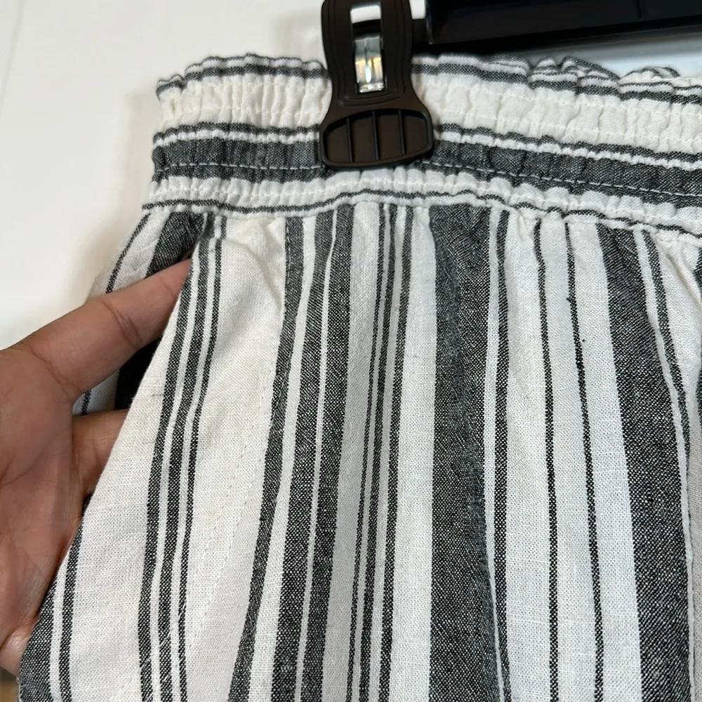 Women's Land 'N Sea White Gray Stripe Crop Pants Wide Leg Size Large EUC #4491 - Image 3