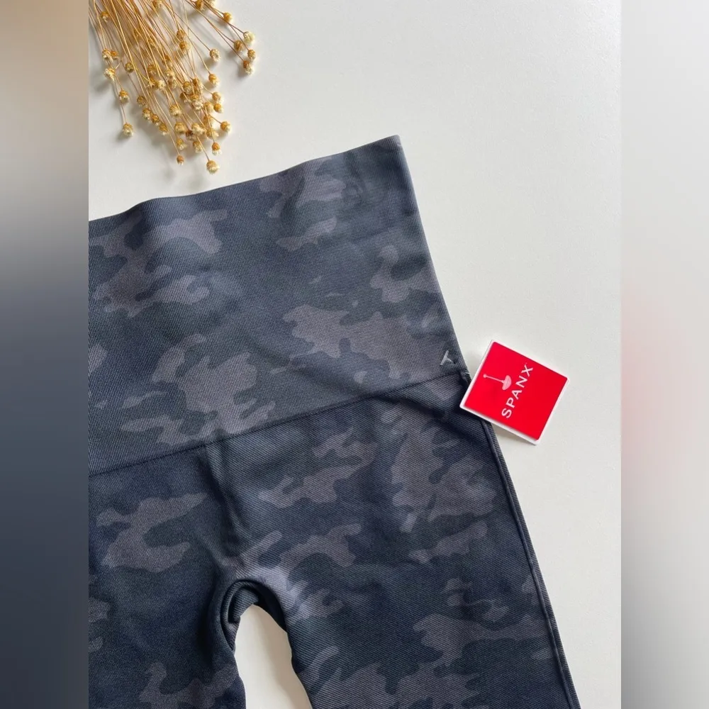 NWT   Look at Me Now Bike Shorts Size XL black gray - Image 8