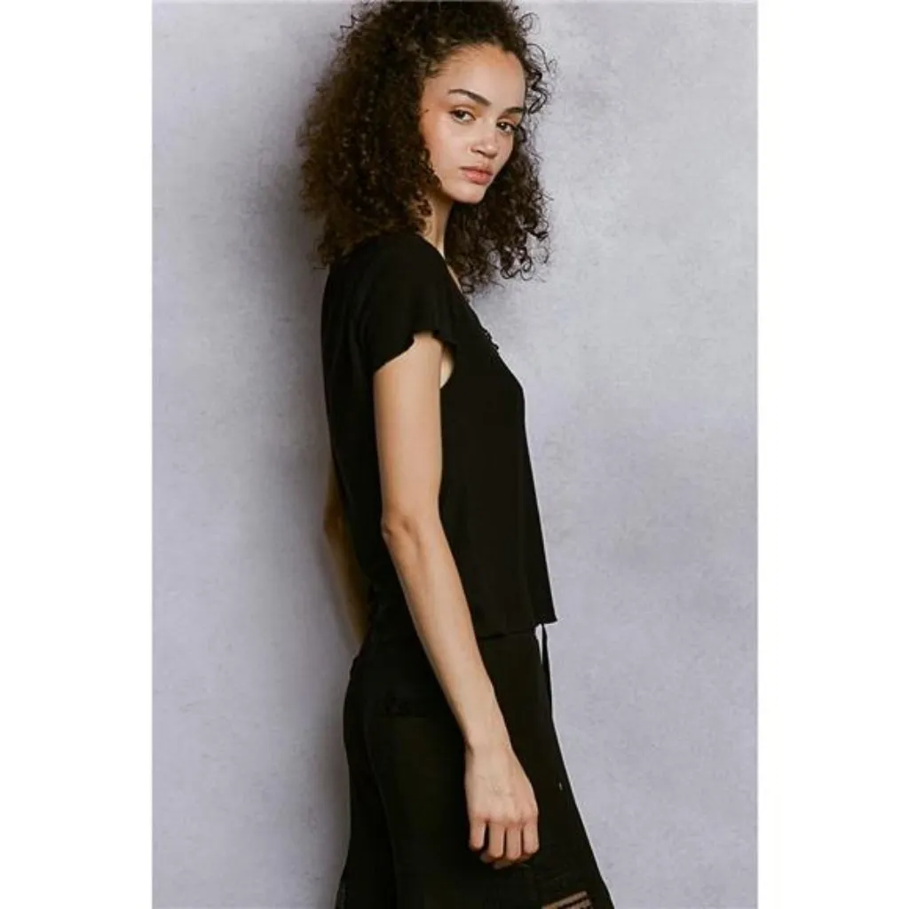 POL Round Neck Short Sleeve Crop T-Shirt with Lace Trim - Large - Image 3