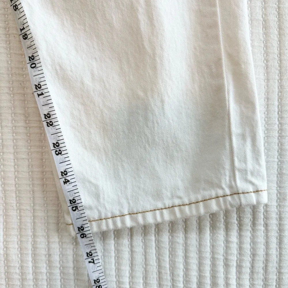 Elizabeth and James High Rise Straight Leg Off White Jeans - Image 3