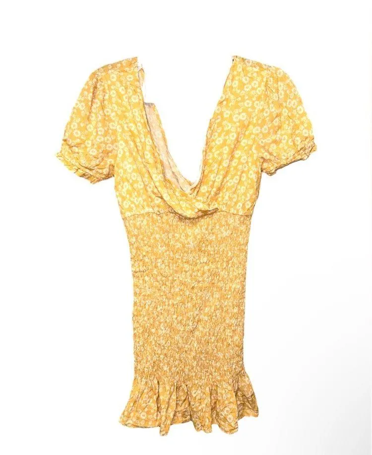 NWT Urban Outfitters Lumiere Yellow Stretchy Smocked Midi Mini Floral Dress - Image 4