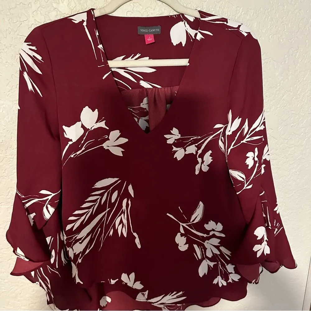 VINCE CAMUTO Women' Maroon ‎ Ruffled Pleated Floral Flutter Sleeve V Neck Blouse - Image 8