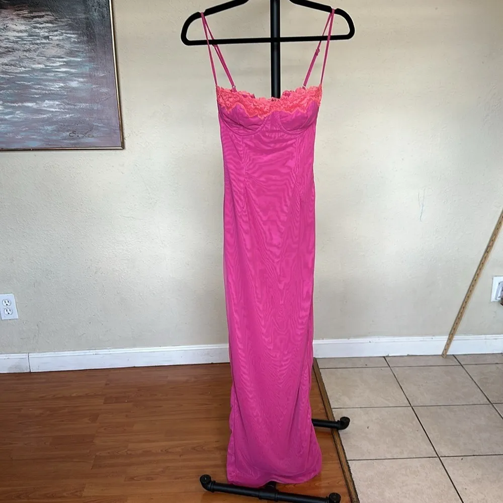 HOUSE OF CB 'Aiza' Raspberry Lace Trimmed Maxi Dress NWOT size‎ XS - Image 13
